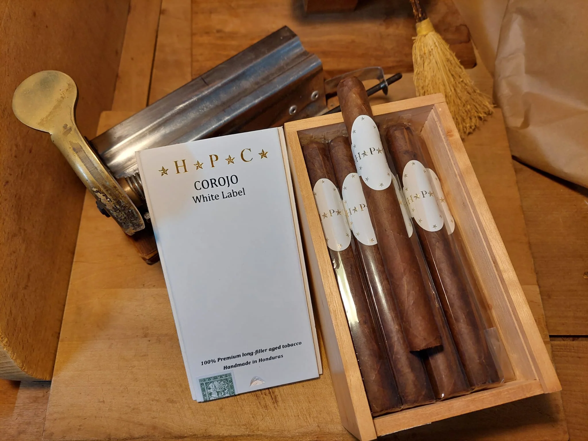 HPC - Corona White Label Churchill 7 x 48 25's - Image 3